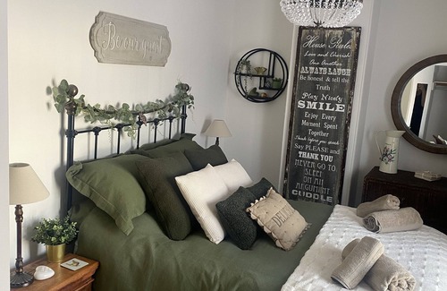Chard Casa | Cosy cottage is an Idyllic place to stay