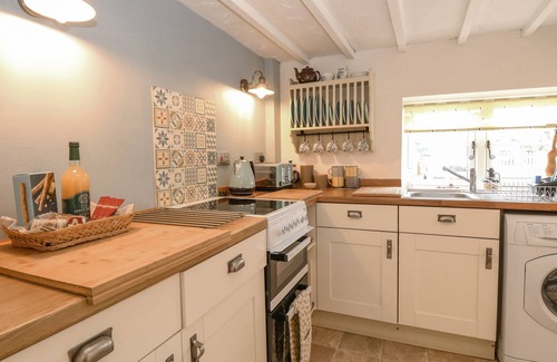 Foxley Cabaña | COSY COTTAGE, pet friendly, character holiday cottage in Bawdeswell