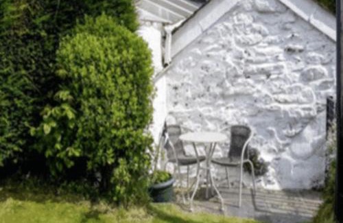 Fivelanes Casa | Cosy Cottage Real Fire Nearby Pub Garden Parking