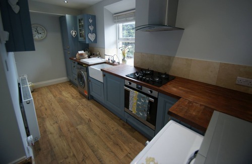 Barkisland Cabaña | Cosy cottage, situated in a stunning location