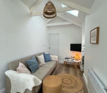 Chysauster Casa | Cosy country getaway, 5 mins from the sea