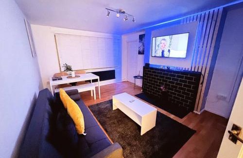 Broad Green Apartamento | Cosy Croydon Apt Sleeps 5