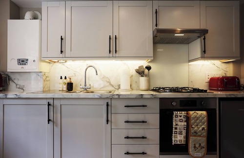 Chipping Norton Cabaña | Cosy dog friendly cottage in the heart of Chipping Norton.