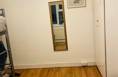 Marlborough Casa | Cosy Double room - 2 guests -Close to central London-5minsHarrow and Wealdstone