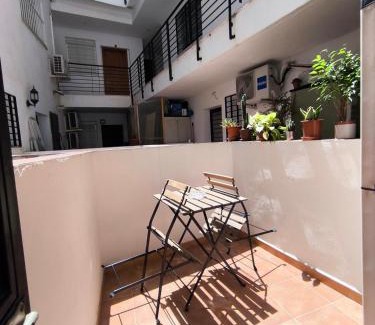 La Trinidad Apartamento | Cosy duplex flat in the heart of Malaga