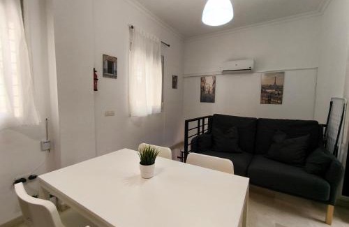 La Trinidad Apartamento | Cosy duplex flat in the heart of Malaga