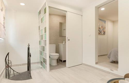 Sao Bento Casa | Cosy Duplex House in Downtown Lisboa