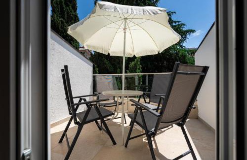 Dubovica Apartamento | Cosy Duplex near Bus Station