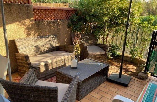 Residences du Golfe de Lava Apartamento | Cosy duplex studio 50 m from the beach.