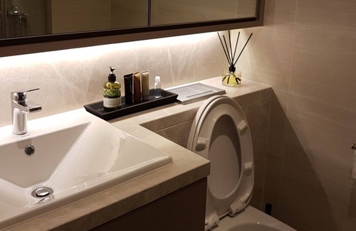 Tiong Bahru Estate Casa | Cosy Ensuite Studio with Facilities