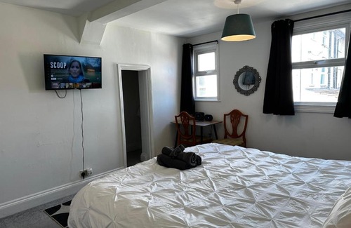 Colchester Apartamento | Cosy entire apartment super king bed near town center
