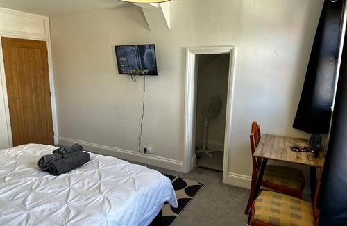 Colchester Apartamento | Cosy entire apartment super king bed near town center