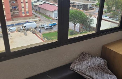 La Línea de la Concepción Apartamento | Cosy flat for comfy stay - Gib Rock View 3