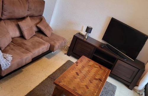 La Línea de la Concepción Apartamento | Cosy flat for comfy stay - Gib Rock View 3