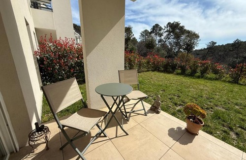 Valbonne Apartamento | Cosy flat - Garden - Swimming pool