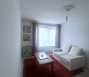 Havering Park Apartamento | Cosy flat in Romford, 30 mins from London City