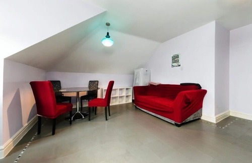 Waddon Apartamento | Cosy Flat Retreat in South Croydon