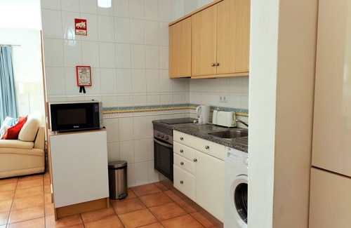 Porto de Mos Apartamento | Cosy flat retreat near by beach with nice pateo and views