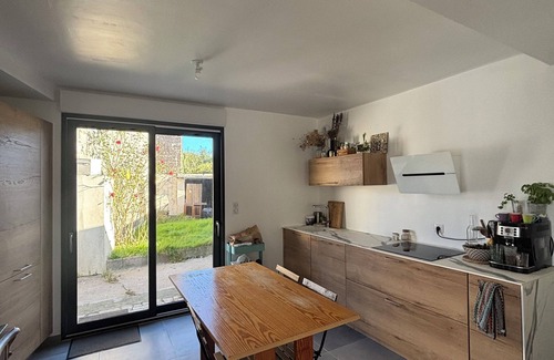 Basse-Goulaine Cama Y Desayuno | Cosy room in shared residence