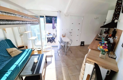 Castanet-Tolosan Cabina | Cosy, fully-equipped Tiny House - private garden