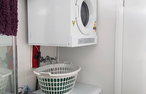 Jindabyne Apartamento | Acogedor, totalmente independiente apartamento frente al lago de 2 dormitorios