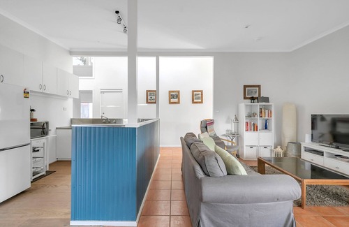 Broulee Casa | Cosy Getaway with Fireplace and Spacious Backyard