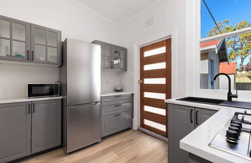 Glenelg South Casa | Pet Friendly Cottage Glenelg South