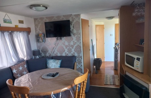 Sheerness Casa | Cosy Happy Holiday Home in Sheerness
