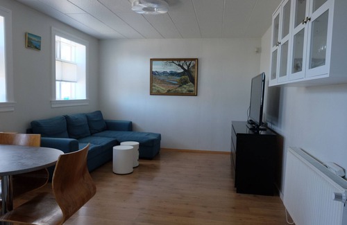 Vesturbær Apartamento | Acogedor apartamento en la zona del puerto con entrada privada. Recientemente renovado. WiFi gratis y parque