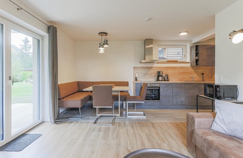 Muhlbach im Pinzgau Apartamento | Cosy holiday apartment with terrace near the ski lift