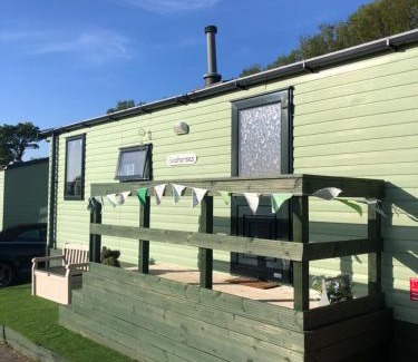 Penparcau Casa | Cosy holiday caravan minutes from the beach