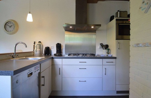 Stramproy Casa | Cosy Holiday Home in Limburg with Forest nearby