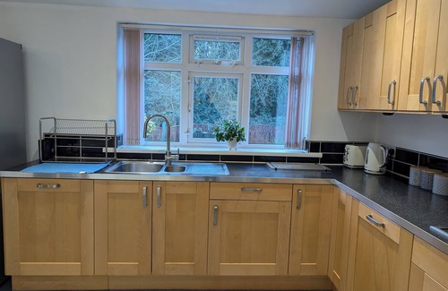 Colton Casa | Cosy Home Across from Temple Newsam