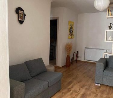 Rustavi Apartamento | Cosy Home