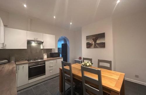 Newton-le-Willows Casa | Cosy Home in Newton-Le-Willows