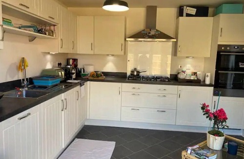Grantham Casa | Cosy Home in Quiet Village