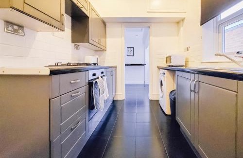 Seisdon Casa | ✪Cosy Home✪ Near NEC, BHX, Bullring & Solihull