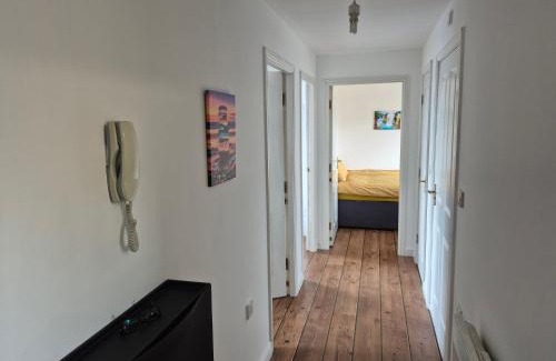 Durham Apartamento | Cosy Home with 2 double bedrooms in Durham free parking