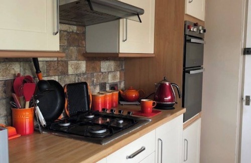 Newport Casa | Cosy House in Lovely Market Town