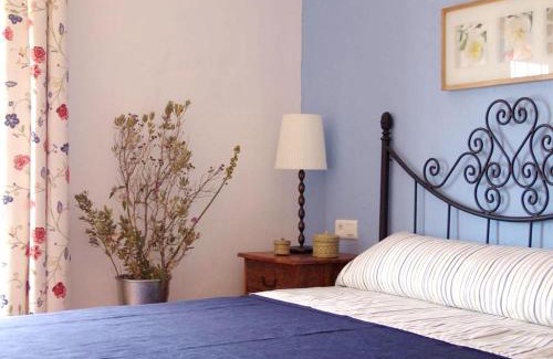 Estepa Casa | Cosy house in Estepa with mountain view