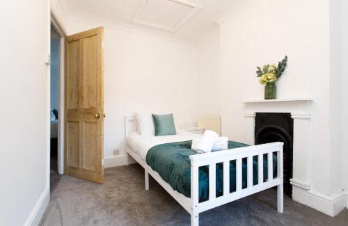 Bishop's Stortford Casa | Cosy House - Stanstead Airport