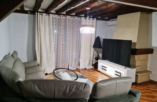 Vernon Casa | Cosy house with garden and parking