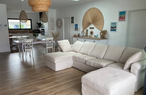 Mios Casa | Cosy house with pool