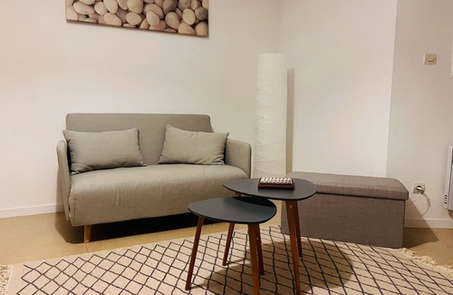 Toulouse West Apartamento | Cosy large appartement close to metro, bus ! for single as well as family