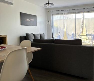Villeneuve-les-Maguelone Apartamento | Cosy Lodge T2 avec jardin