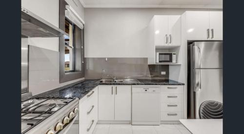 Mount Gambier Apartamento | Cosy Lodge Mount Gambier close to shopping, eating