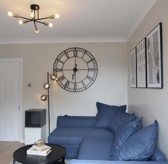 Colchester Apartamento | Cosy Luxe 3Bed Retreat Hot Tub BBQ Parking Near Town Perfect for Contractors Families Short & Long Stay