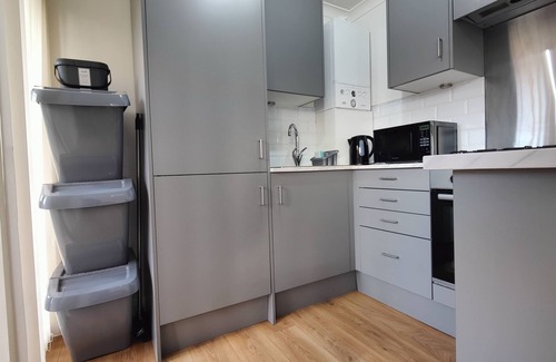 Croham Apartamento | Cosy, modern 2-bed apartment, close to great transport links!