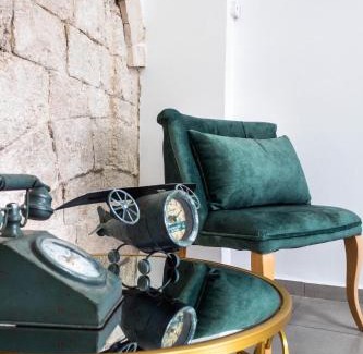 Old City Apartamento | Cosy & Modern old city 3BR by Ahlan Hospitality