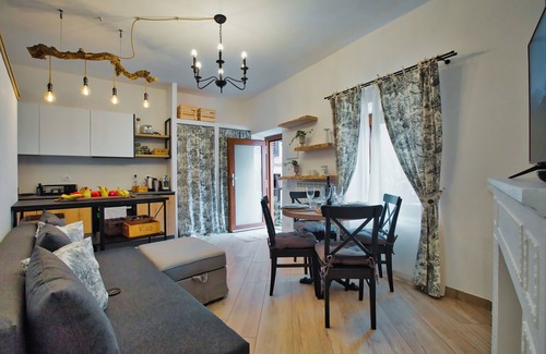 Nemi Casa | Cosy Nemi - Guest House